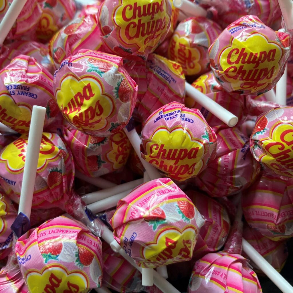 Creamy Strawberry Chupa Chups Lollipops - VillageCandyShop.com